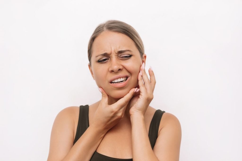 Decoding the Connection Between Sinusitis and Facial Pain